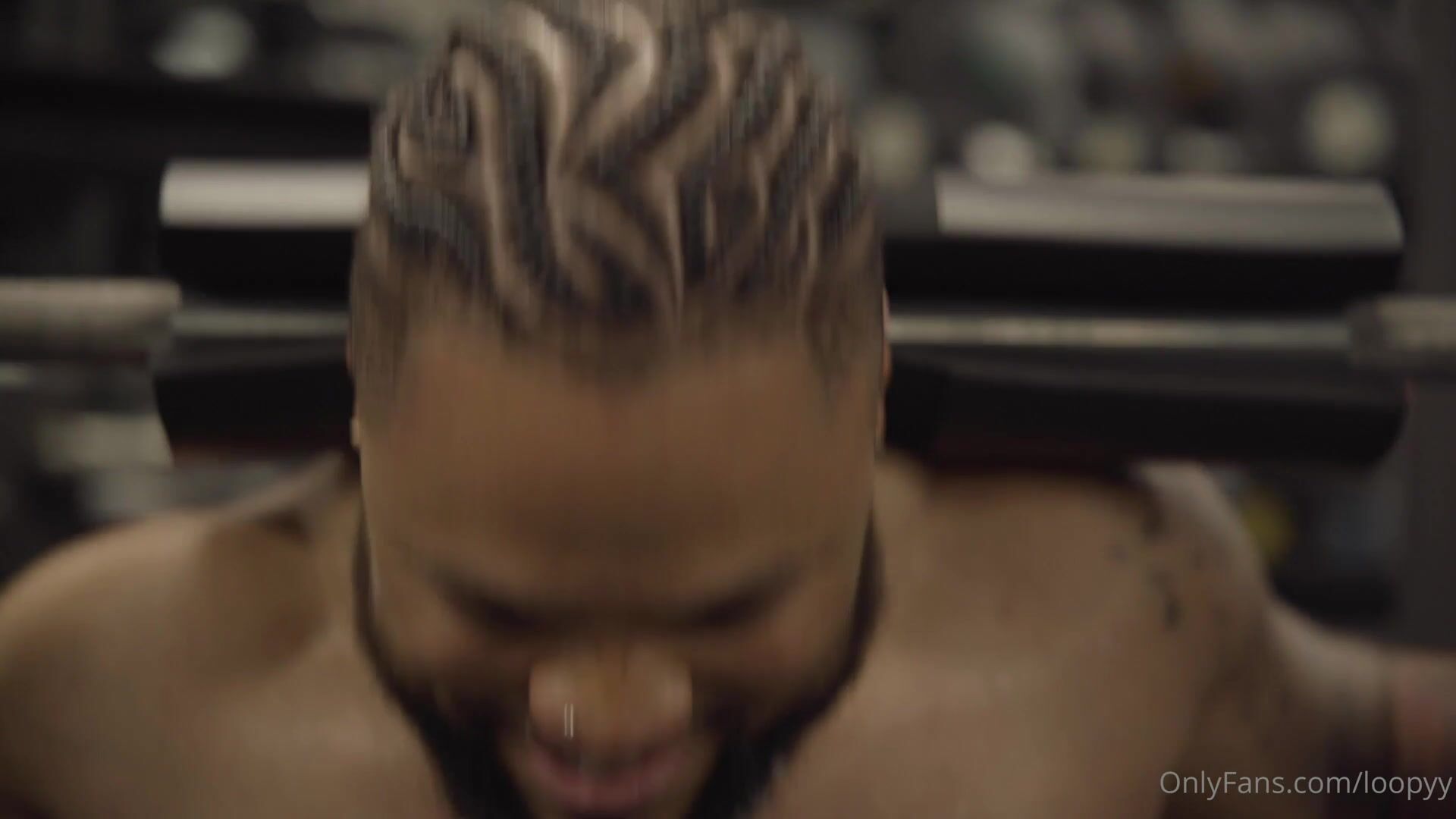 Onlyfans媚黑舞蹈教練反差婊loopy私拍1