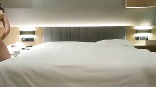 用力抓我 我喜歡蠻一點 啊啊快一點再快一點 探花哥約漂亮小姐姐 喜歡用力抓奶子被快速猛操 嬌喘連連