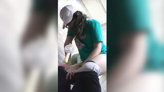 遊樂場女廁全景偷拍 各種極品美鮑魚-02