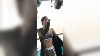 遊艇轟趴事件 美女在海上性愛釋放 令人真的好想加入