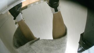 【酒吧廁拍】 年輕小姐姐-08