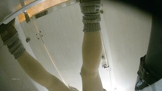 【酒吧廁拍】 年輕小姐姐-09