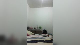 健碩男與女友激情造愛真實自拍 有說有笑性福時光