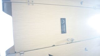 廁所偷拍 頂級顏值美女-01