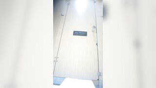 廁所偷拍 頂級顏值美女-13