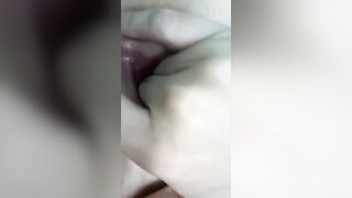 甜美大奶妹揉奶扣穴 (3)