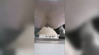 廁拍 酒吧女廁後拍美女尿尿 -06