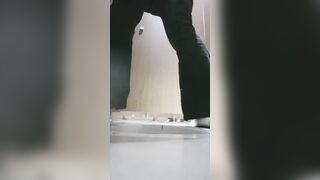 廁拍 酒吧女廁後拍美女尿尿 -14