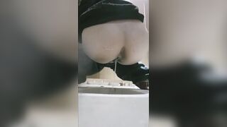 廁拍 酒吧女廁後拍美女尿尿 -24