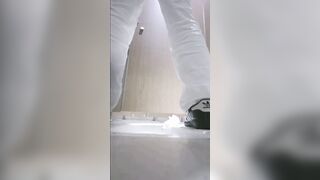 廁拍 酒吧女廁後拍美女尿尿 -19