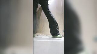 廁拍 酒吧女廁後拍美女尿尿 -25