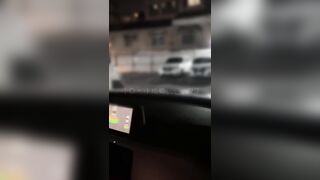 台灣小Q小K 大奶qqq_qq77約了一個認識很久的大叔鐵粉 在車上幫大叔吃吃 還噴超多最後小K還叫我射後吸