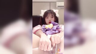 爆乳嫩妹小包子-巨乳蘿莉愛噴水