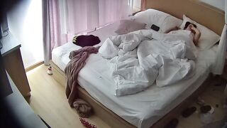 酒店偷拍 極品御姐惹得精壯小伙為愛痴狂 恨而不能精盡而亡4